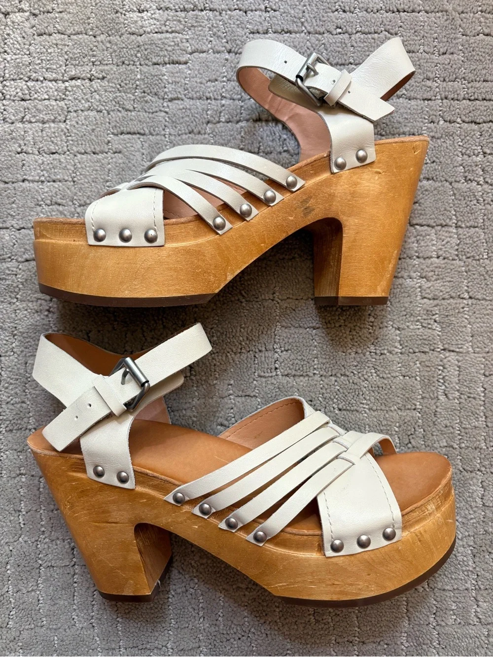 FRYE AND CO. Greta Woven Cream Strappy Wood Clog Platform Sandals